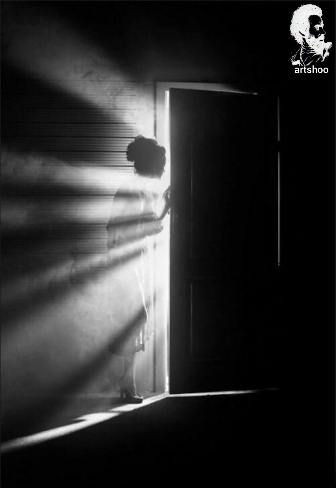 سیاه قلم مدل مداد سفید